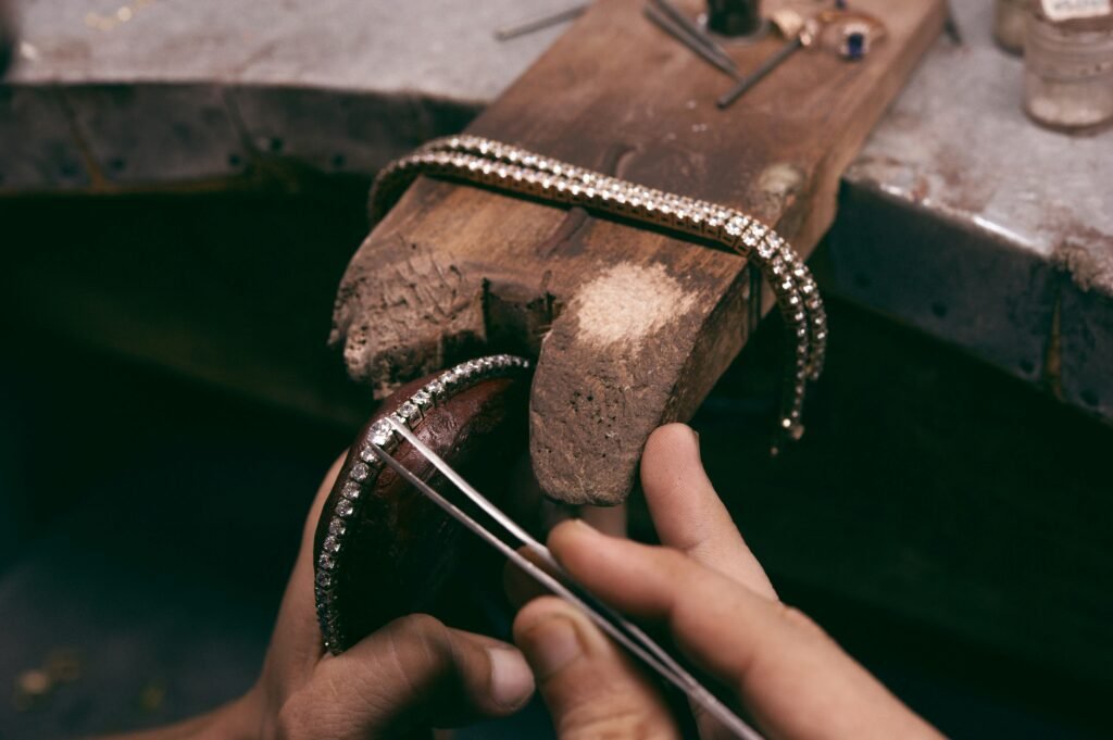 El Retorno a la Joyería Tradicional