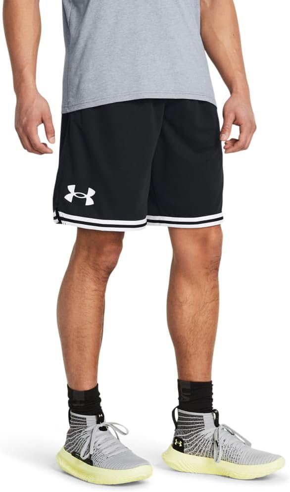 408 Under Armour Pantalones Cortos file