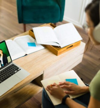 El Negocio de la Educación en Línea